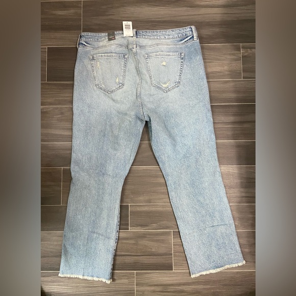 NWT Torrid Stovepipe Mid Rise Jeans Raw Hem Button Fly Distressed Size 14 - Picture 7 of 10